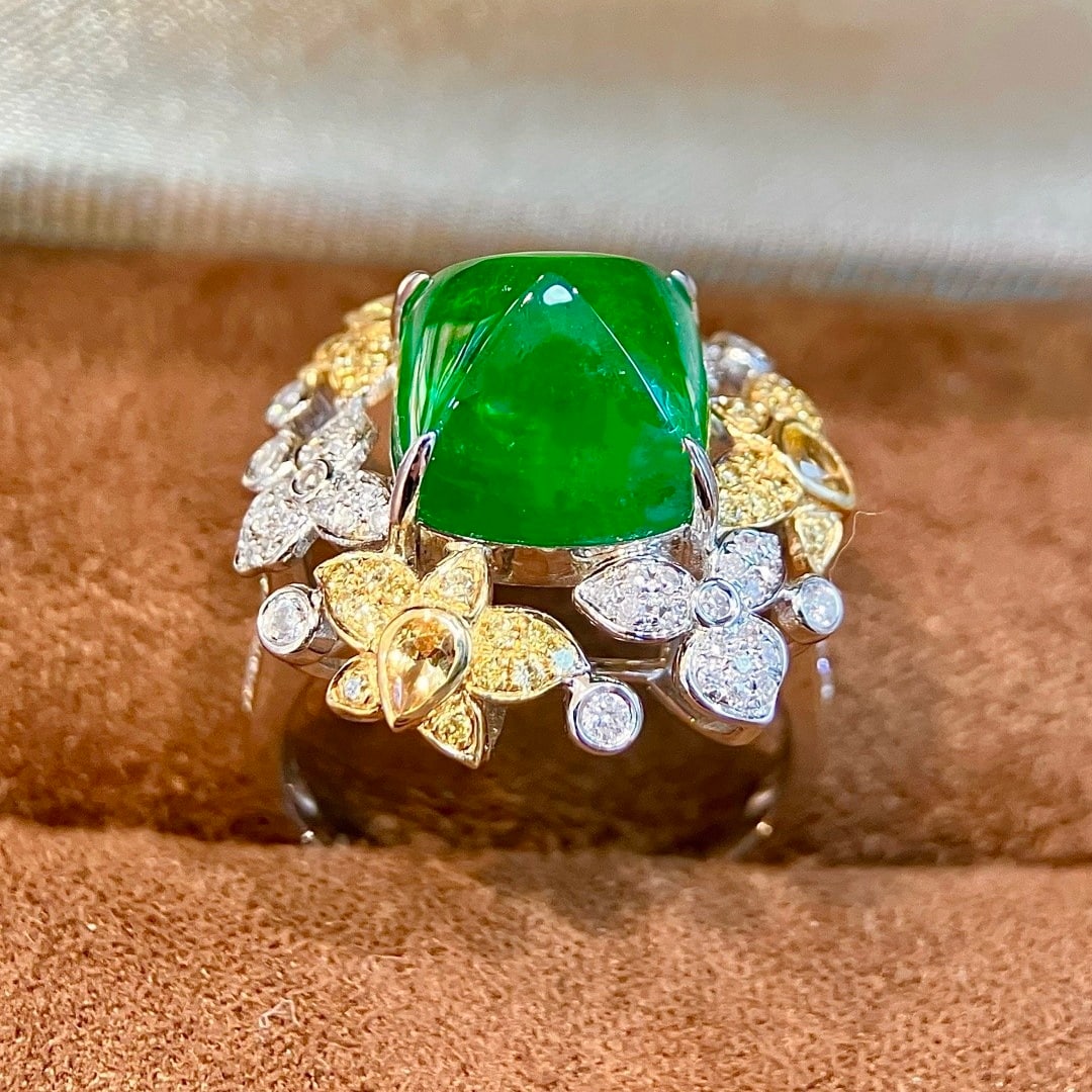14k Gold 6.65 Ctw Vivid Green Natural Emerald & Diamond Ring - 5