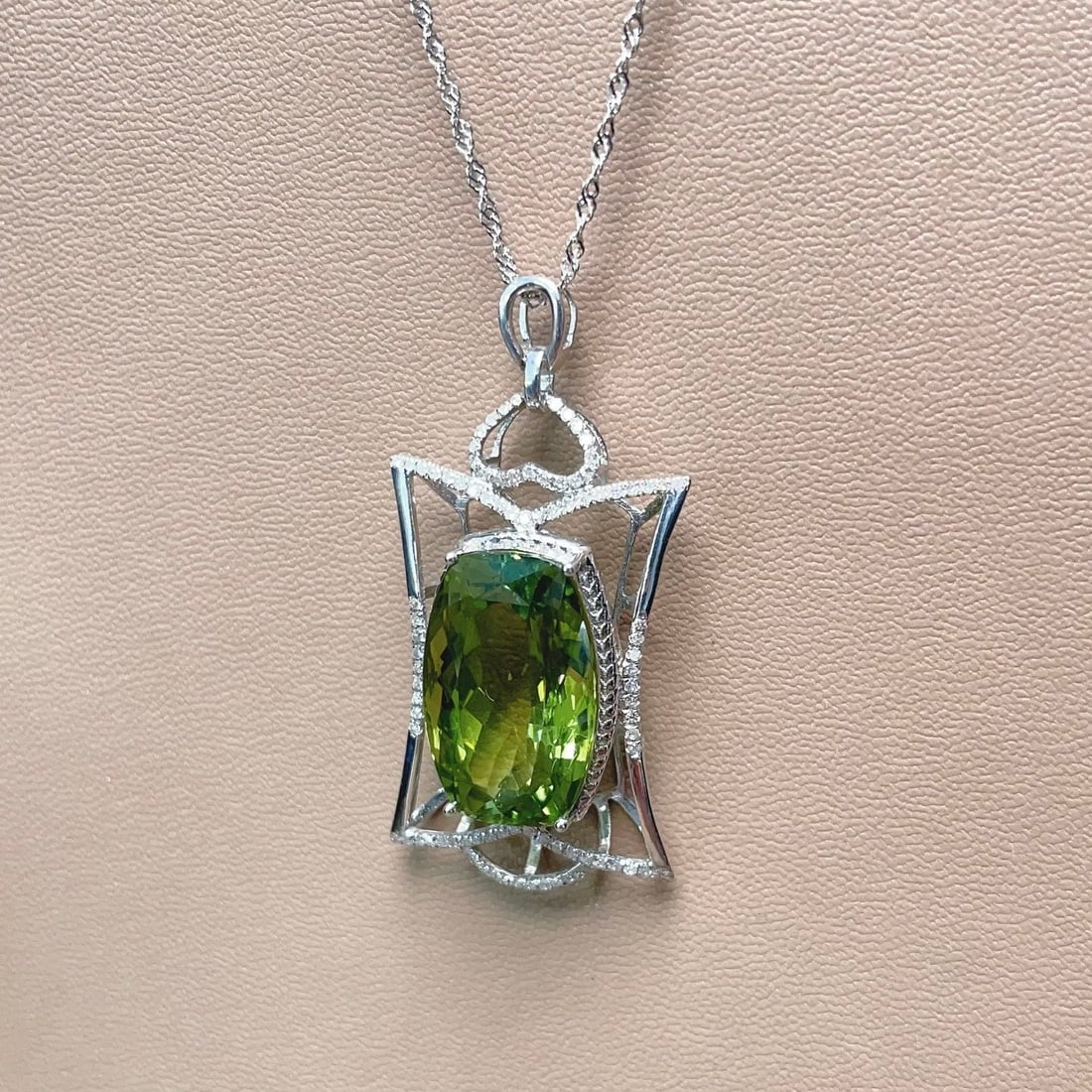 14k Gold 16.65 Ct Natural Tourmaline & Diamond Pendant( Without Chain ) - 3