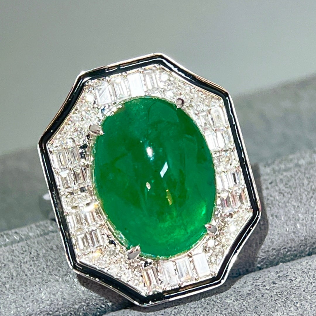 14k Gold 10.44 Ctw Vivid Green Natural Emerald & Diamond Ring - 2