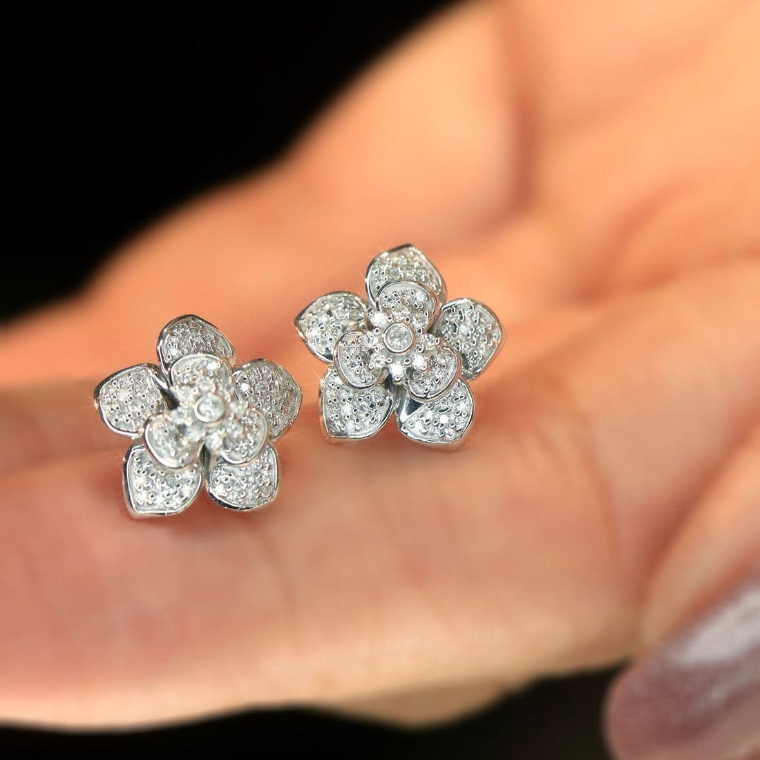14k Gold 0.26 Ct Natural H Diamond Earrings - 4