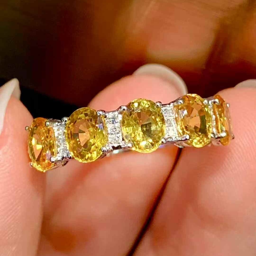 14k Gold 2.3 Ct Natural Sapphire & Diamond Ring: Ref:231109233 // gold content:14k gold // ring size:7. 25us // // main gemstone:sapphire // shape:oval // carat weight:2. 3ct // color:yellow // treatment:natural // // adjacent gemstone 2 : diamond /