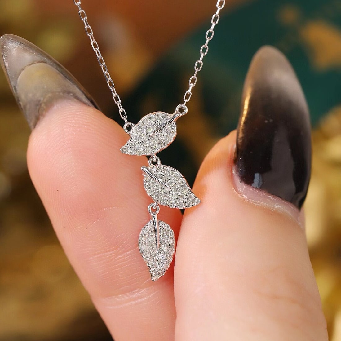 14k Gold 0.2 Ct Natural H Diamond Necklace - 2