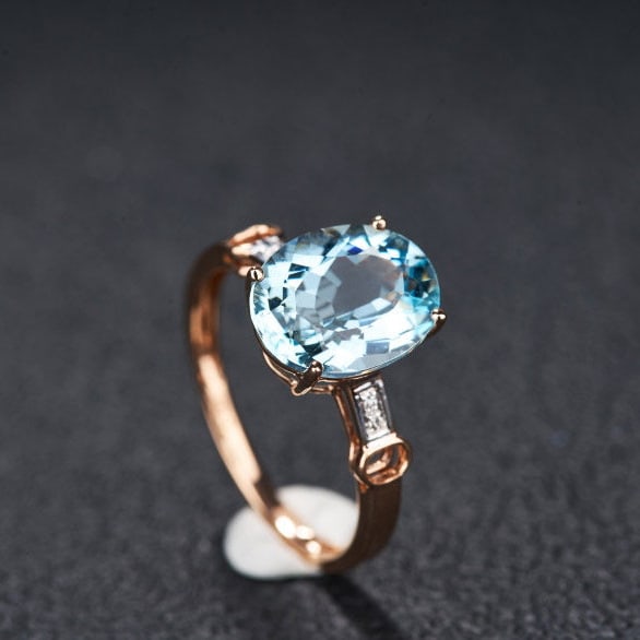 14k Gold 2.73 Ct Natural Aquamarine & Diamond Ring: Ref:231109254 // gold content:14k gold // ring size:7. 25us // // main gemstone:aquamarine // shape:oval // carat weight:2. 73ct // color:santa maria color // treatment:natural // // adjacent