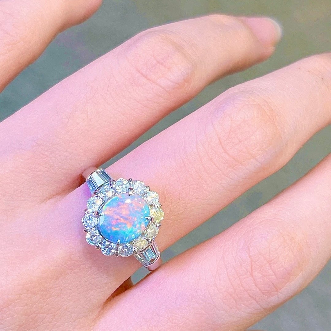 14k Gold 2.01 Ctw Natural Opal & Diamond Ring - 5