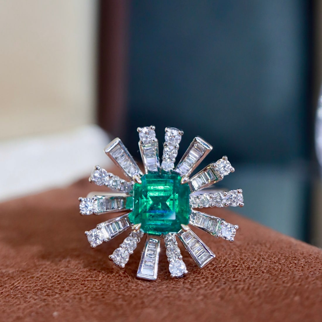 14k Gold 2.63 Ctw Natural Emerald & Diamond Ring: Ref:231110039 // gold content:14k gold // ring size:7. 25us // // main gemstone:emerald // shape:octagonal // carat weight:1. 70ct // color:green // treatment:natural // // adjacent gemstone 2 :