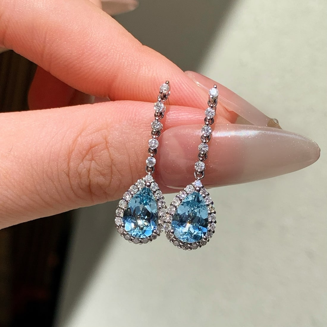 14k Gold 2.08 Ct Natural Aquamarine & Diamond Earrings - 6