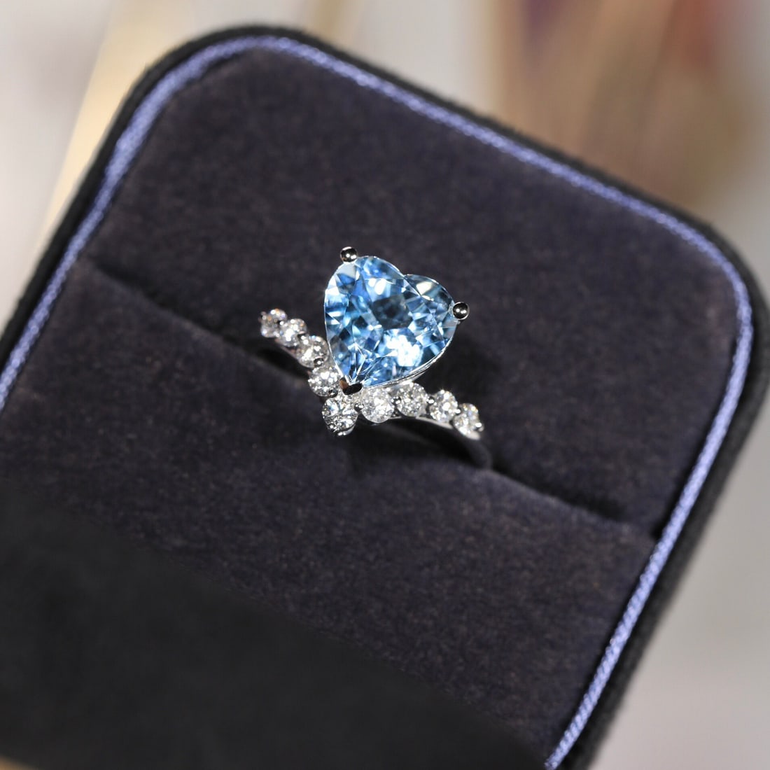 14k Gold 2.38 Ct Natural Aquamarine & Diamond Ring - 2