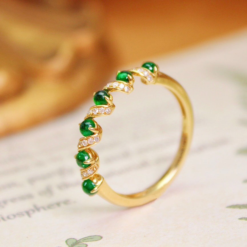 14k Gold 0.70 Ctw Vivid Green Natural Tsavorite & Diamond Ring: Ref:231110075 // gold content:14k gold // ring size:7. 25us // // main gemstone:tsavorite // shape:round // carat weight:0. 61ct // color:vivid green // treatment:natural // cut grade:g // // adjacent