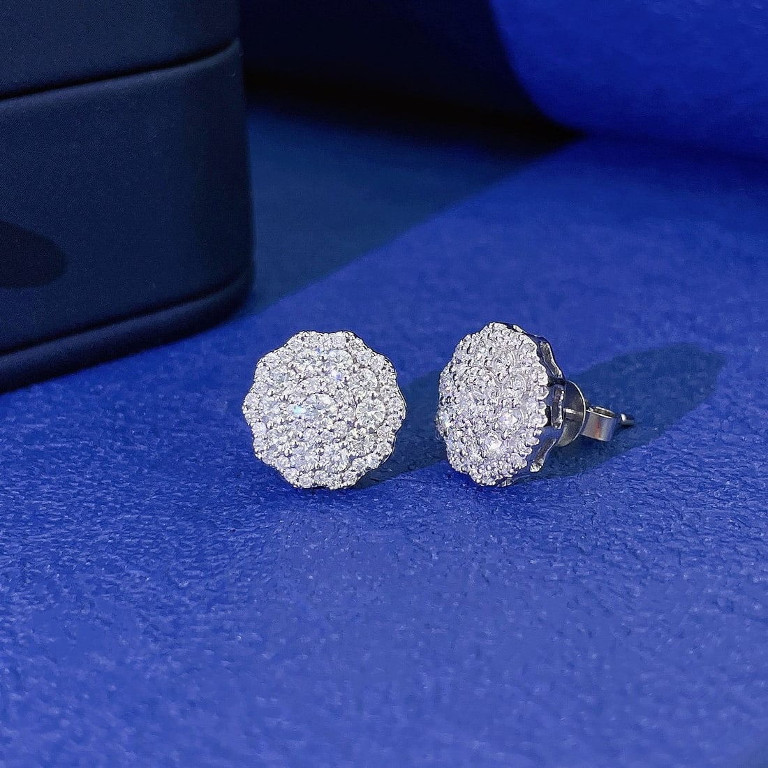 14k Gold 0.84 Ct Natural H Diamond Earrings - 3