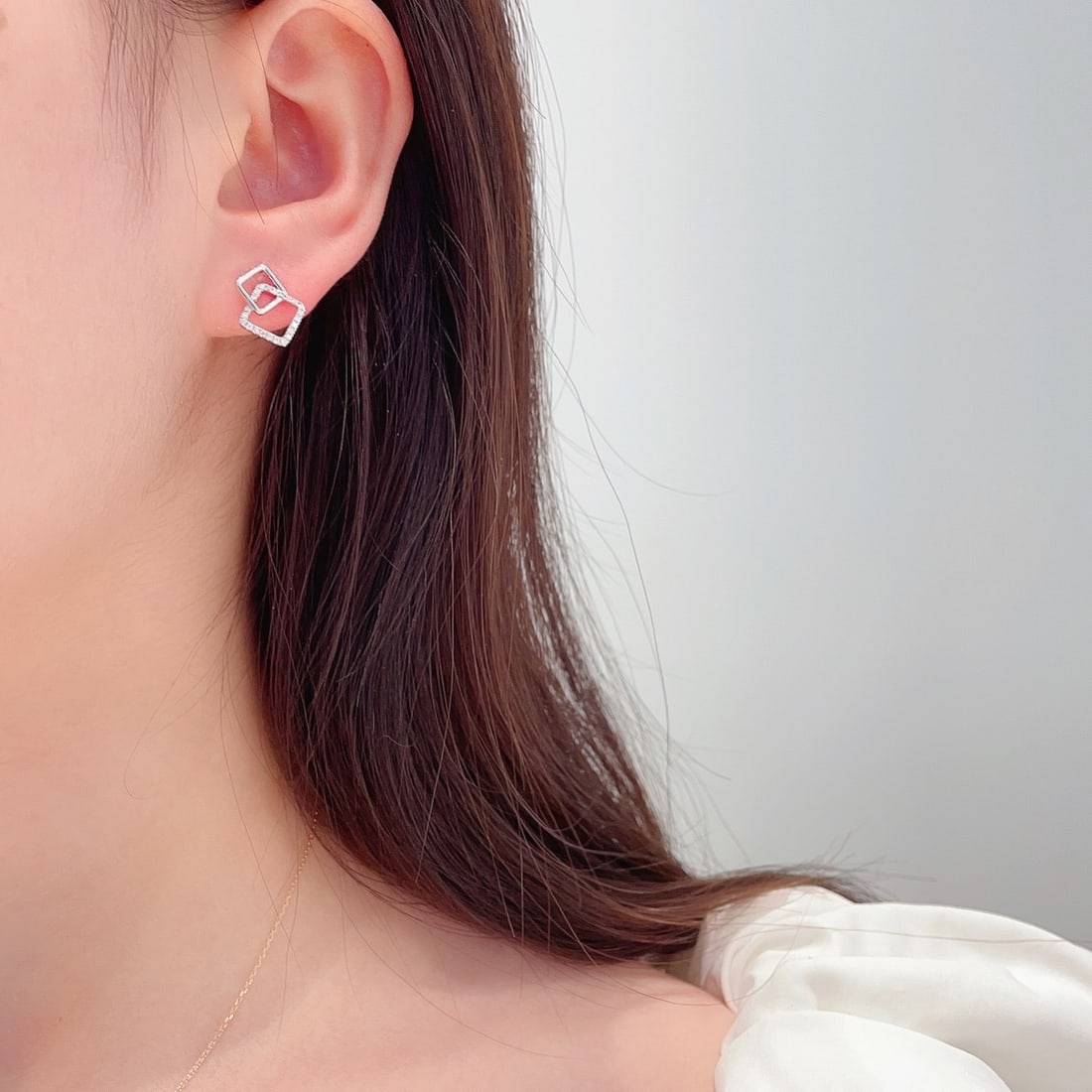 14k Gold 0.22 Ct Natural H Diamond Earrings - 2