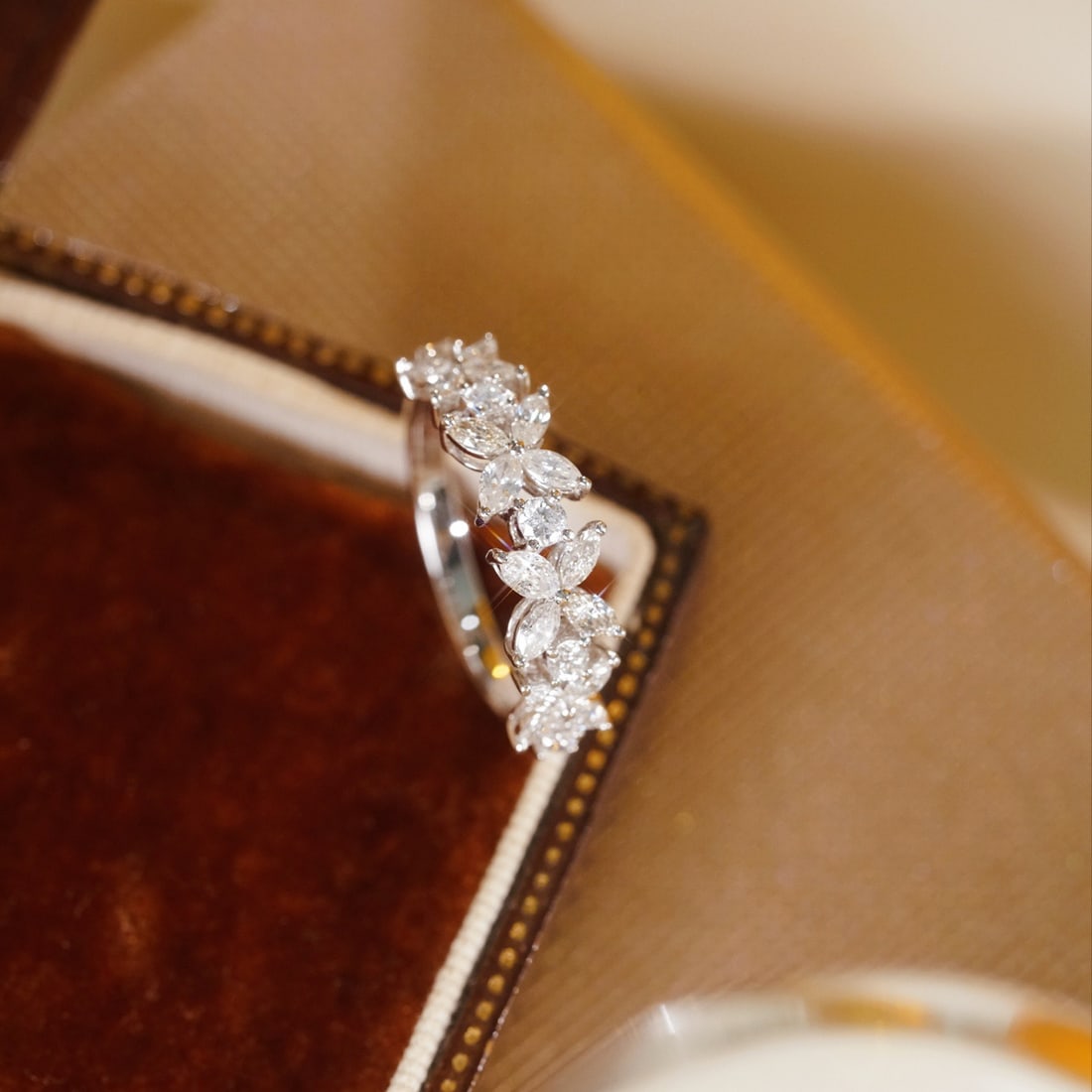 14k Gold 0.85 Ct Natural H Diamond Ring - 2