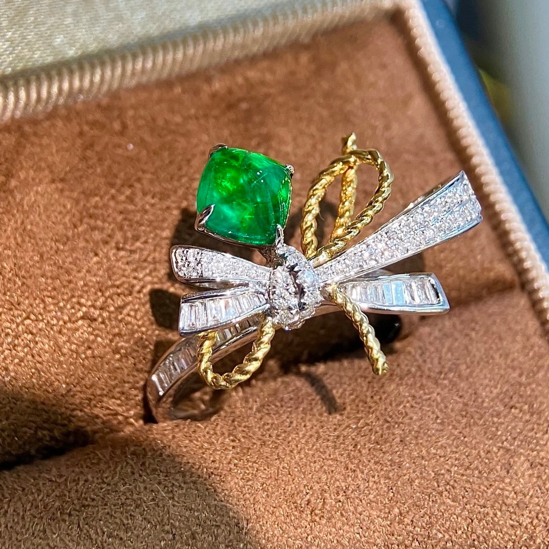 14k Gold 1.75 Ctw Vivid Green Natural Emerald & Diamond Ring - 2