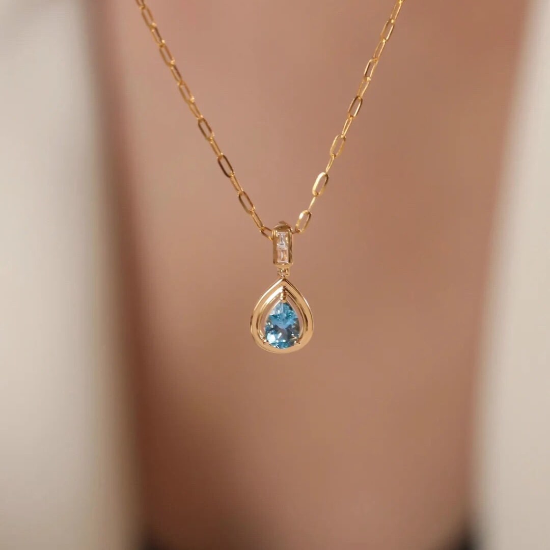 14k Gold 1.04 Ct Natural Aquamarine & Diamond Pendant( Without Chain ): Ref:231110137 // gold content:14k gold // main gemstone:aquamarine // shape:pear // carat weight:1. 04ct // color:blue // treatment:natural // // adjacent gemstone 2 : diamond // shape:baguette //