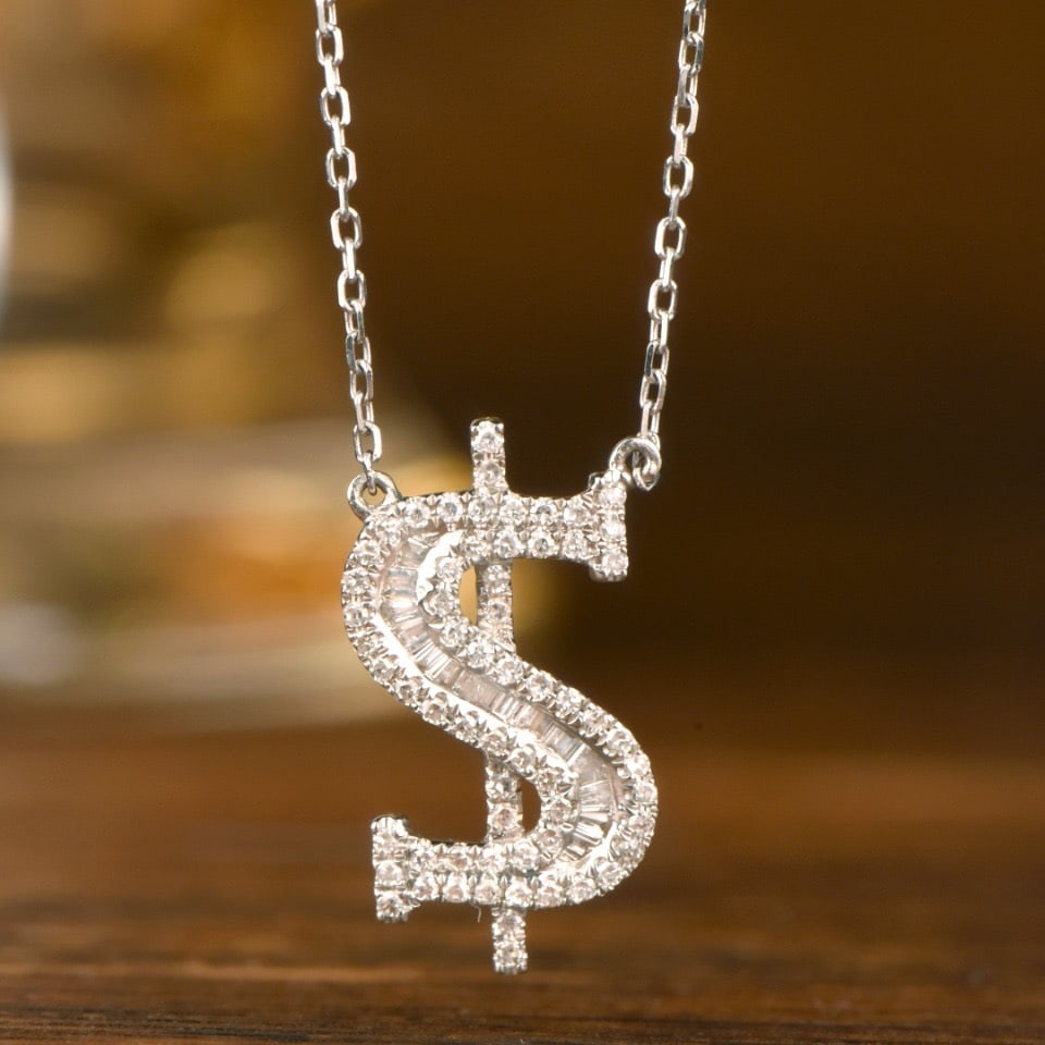 14k Gold 0.45 Ct Natural H Diamond Necklace: Ref:231110139 // gold content:14k gold // main gemstone:diamond // shape:multiple // carat weight:0. 45ct // clarity grade:vs-si // color:h // treatment:natural // High Estimate: 2000 Low Estimate: