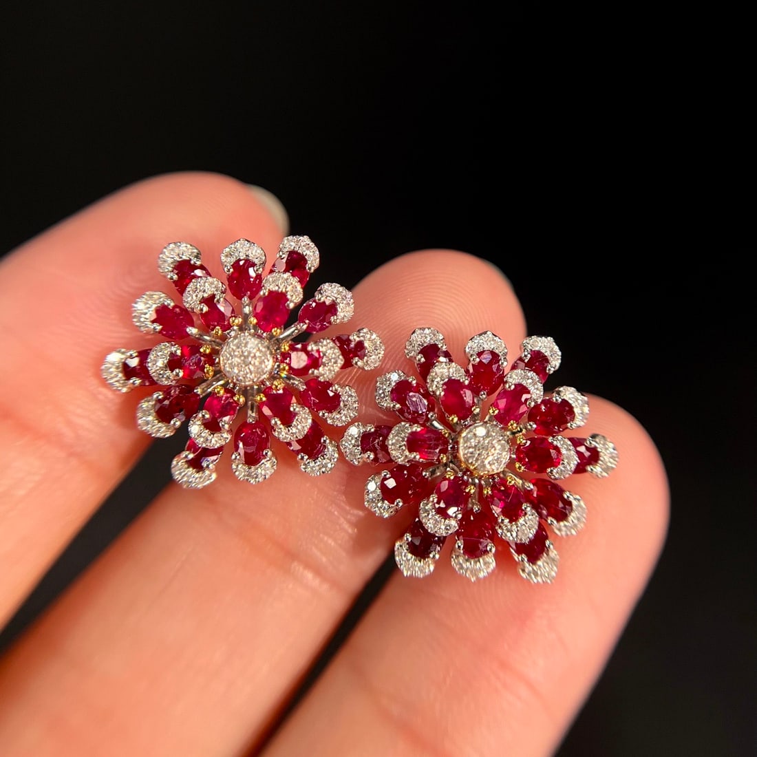 14k Gold 3.36 Ct Natural Ruby & Diamond Earrings: Ref:231110140 // gold content:14k gold // main gemstone:ruby // shape:oval // carat weight:3. 36ct // color:pigeonblood red // treatment:natural // // adjacent gemstone 2 : diamond // shape:round //