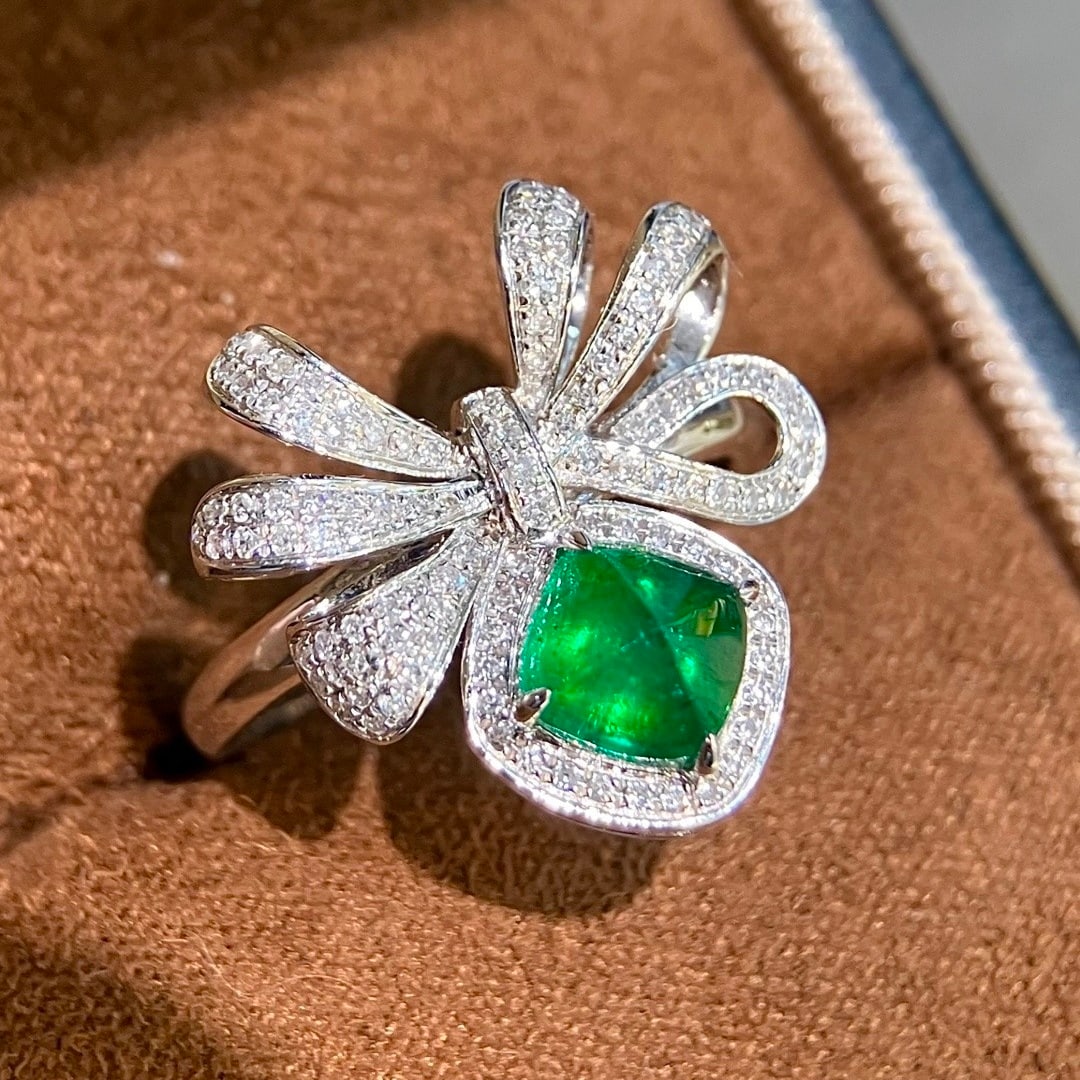 14k Gold 1.44 Ctw Vivid Green Natural Emerald & Diamond Ring - 2