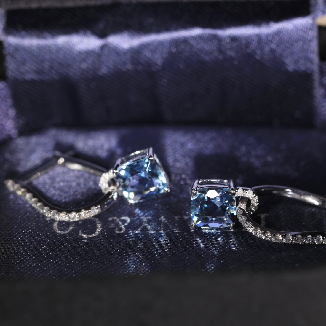 14k Gold 1.00 Ct Natural Aquamarine & Diamond Earrings - 3