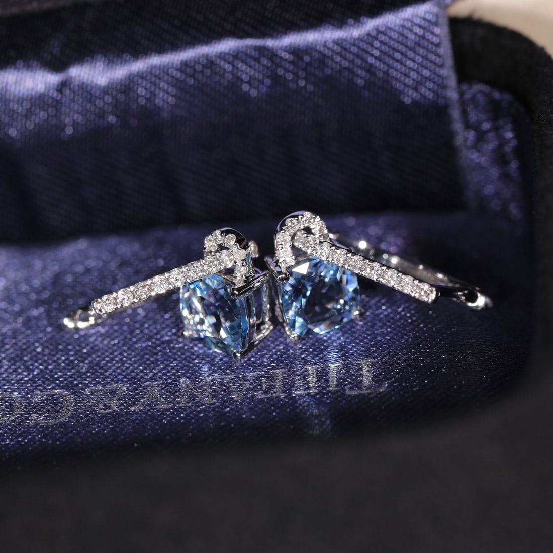 14k Gold 1.00 Ct Natural Aquamarine & Diamond Earrings - 7
