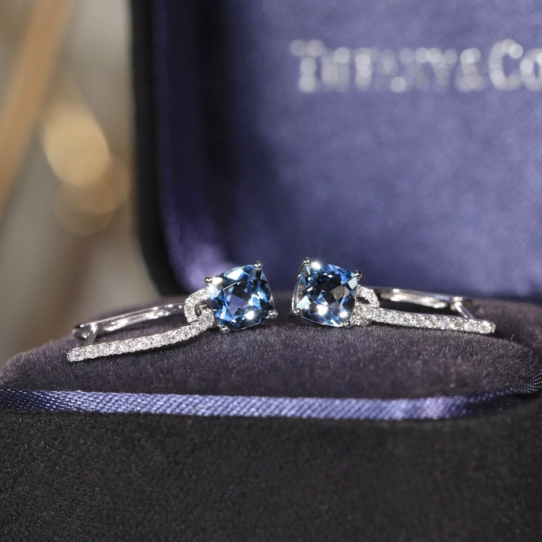 14k Gold 1.00 Ct Natural Aquamarine & Diamond Earrings - 9