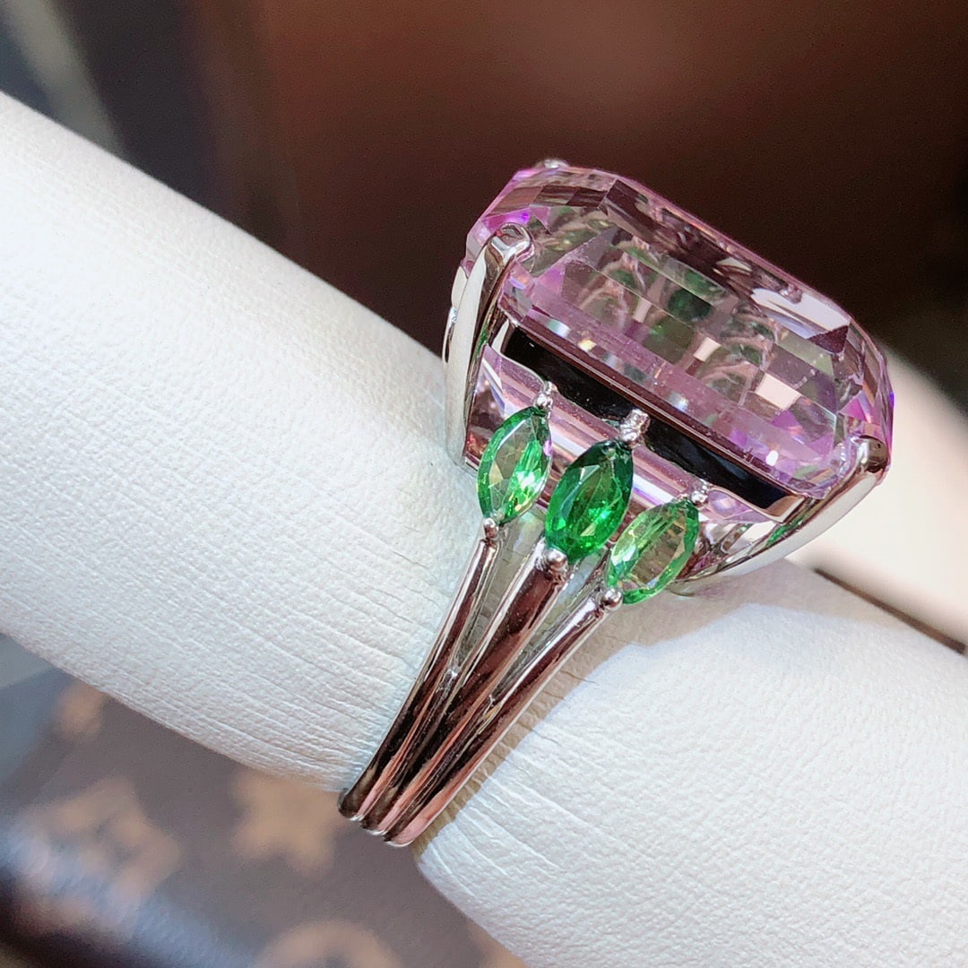 14k Gold 28.33 Ctw Natural Kunzite & Tsavorite Ring - 4