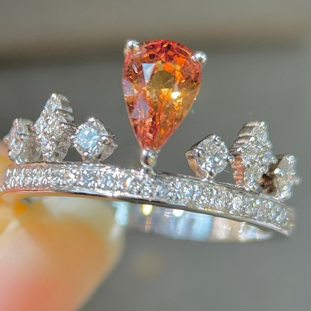 14k Gold 1.85 Ctw Natural Padparadscha Sapphire & Diamond Ring - 4