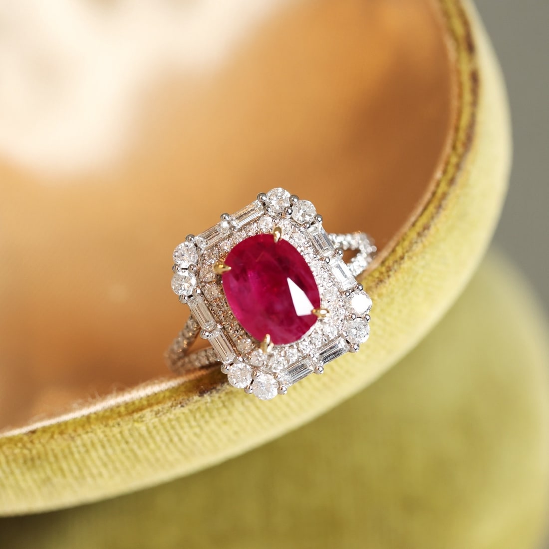 14k Gold 3.10 Ctw Natural Ruby & Diamond Ring - 4