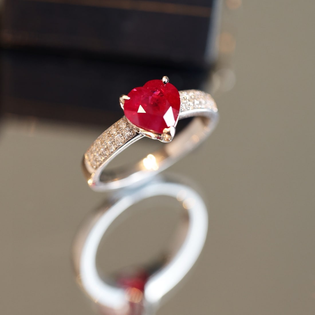 14k Gold 2.31 Ctw Natural Ruby & Diamond Ring - 6
