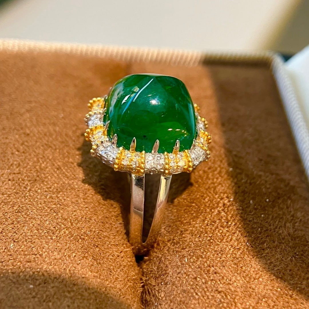 14k Gold 9.57 Ctw Vivid Green Natural Emerald & Diamond Ring - 4