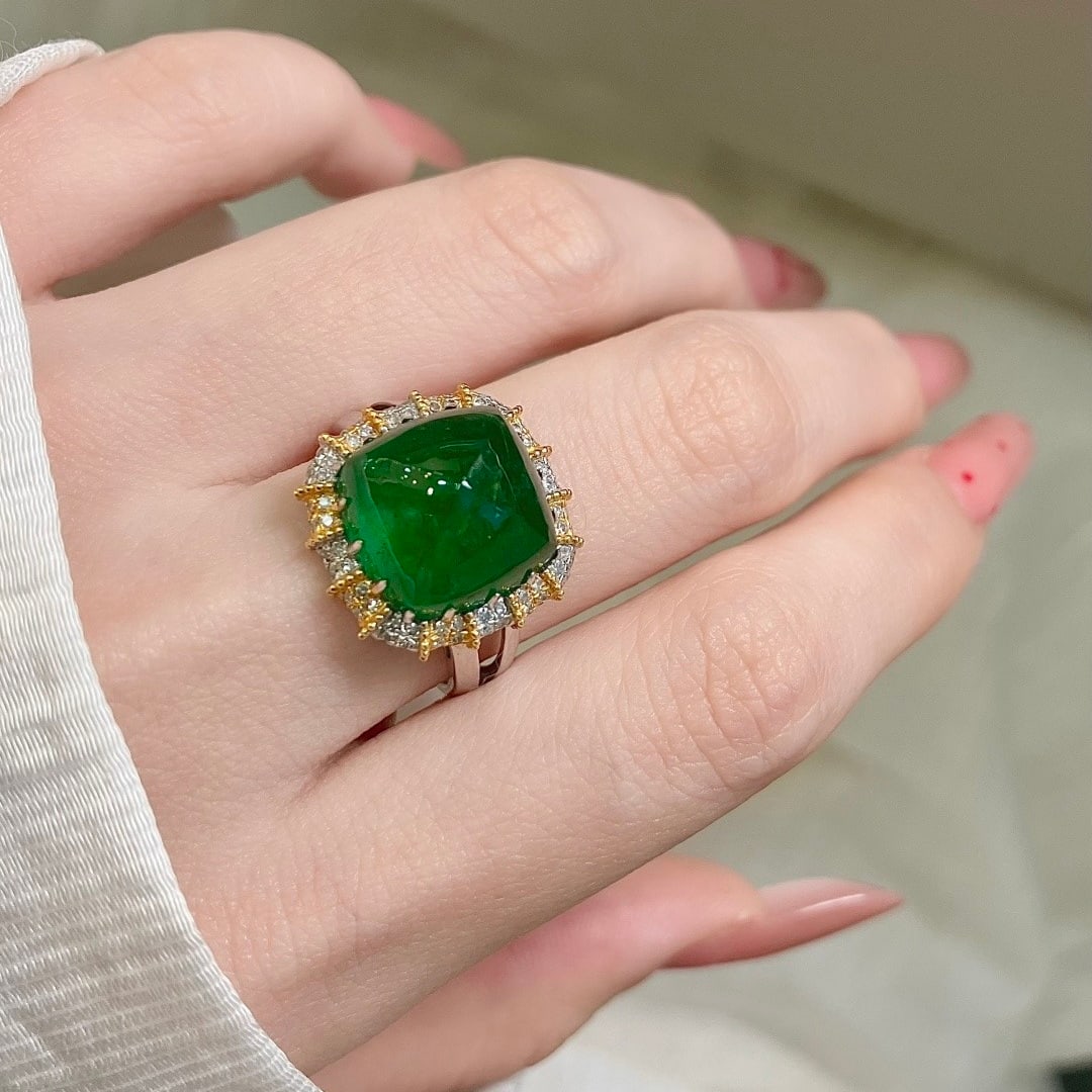 14k Gold 9.57 Ctw Vivid Green Natural Emerald & Diamond Ring - 6