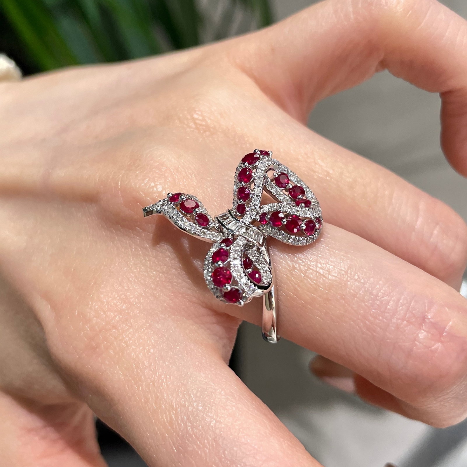 14k Gold 1.00 Ct Natural Ruby & Diamond Ring - 4