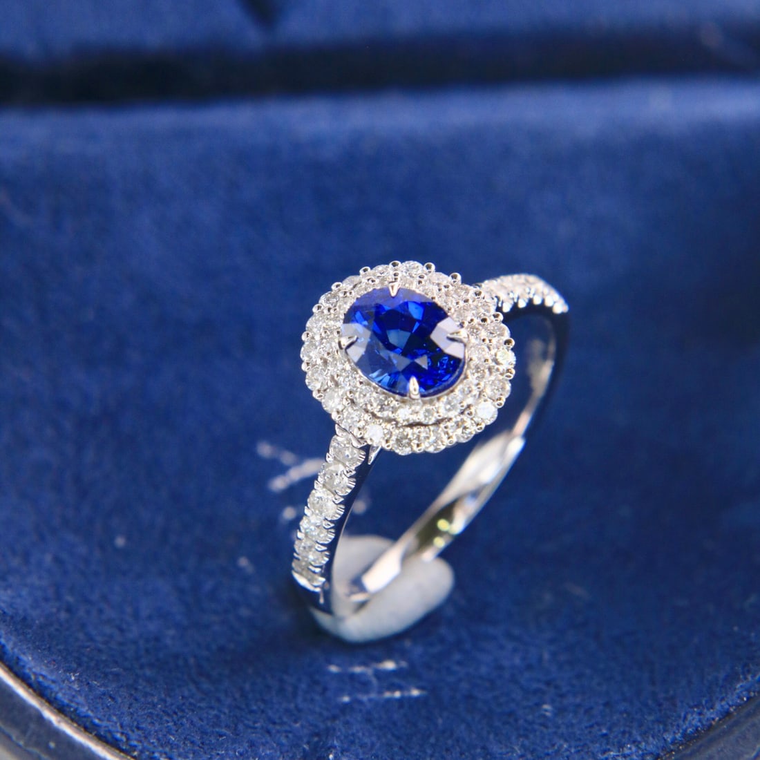 14k Gold 1.55 Ctw Natural Sapphire & Diamond Ring - 4
