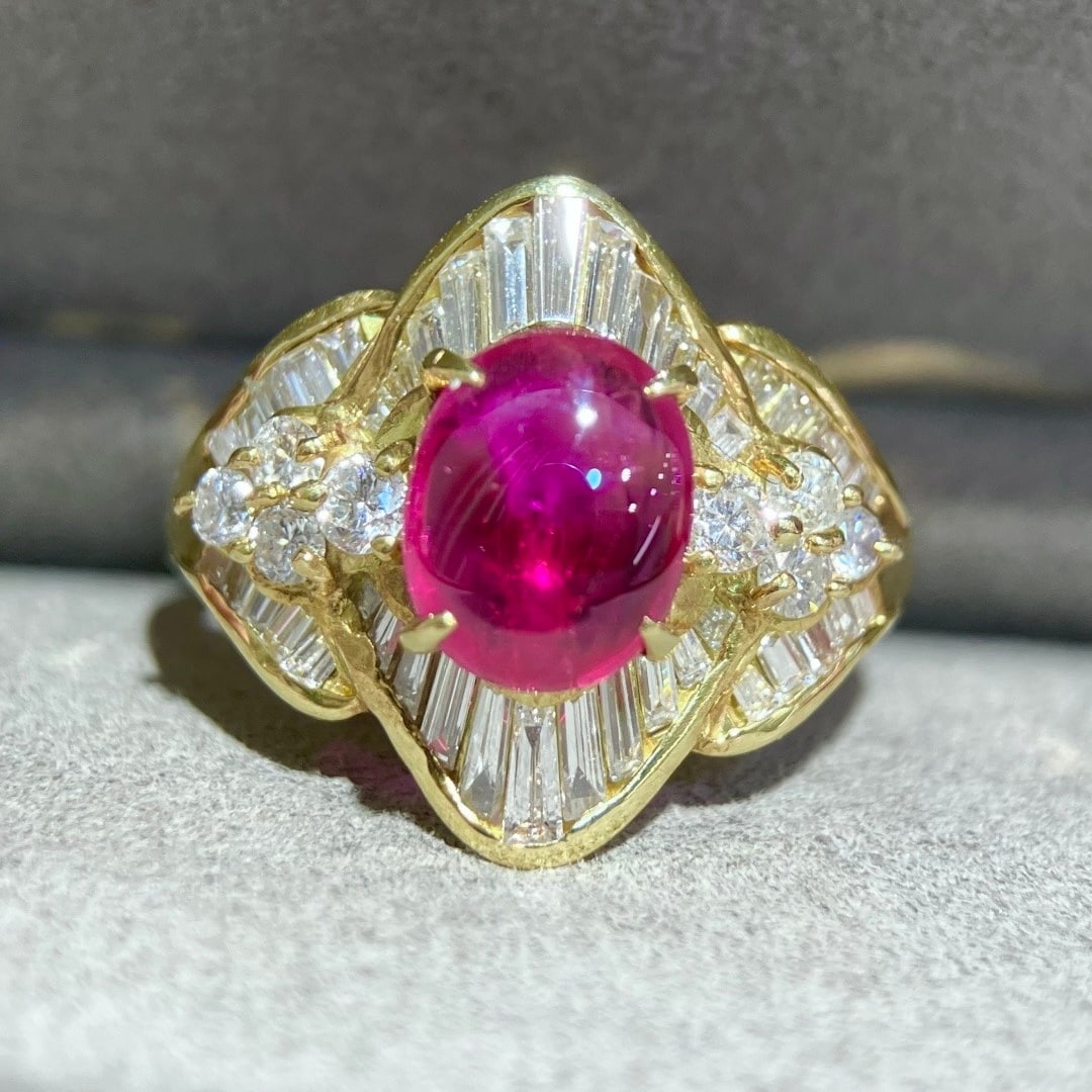 14k Gold 3.19 Ctw Natural Ruby & Diamond Ring: Ref:231110250 // gold content:14k gold // ring size:7. 25us // // main gemstone:ruby // shape:oval // carat weight:2. 09ct // color:red // treatment:natural // // adjacent gemstone 2 : diamond //