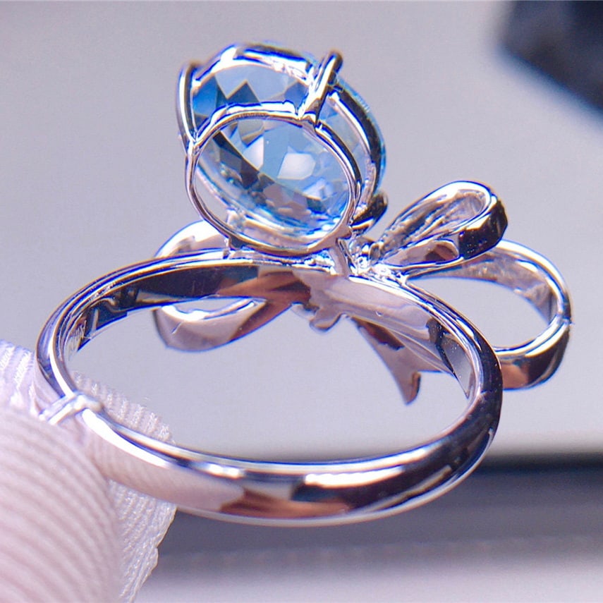 14k Gold 3.6 Ct Natural Aquamarine & Diamond Ring - 6