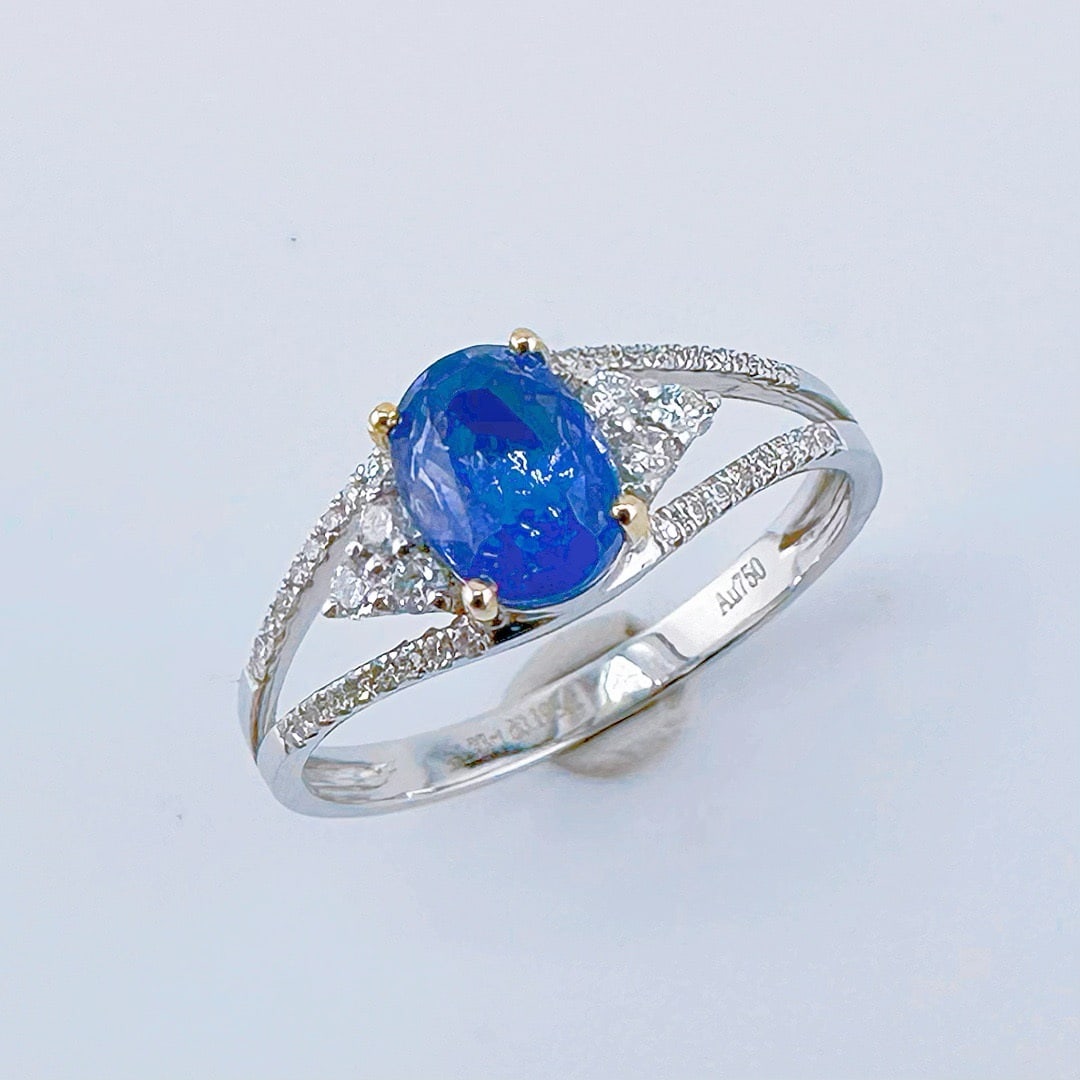 14k Gold 1.43 Ctw Natural Sapphire & Diamond Ring: Ref:231110305 // gold content:14k gold // ring size:7. 25us // // main gemstone:sapphire // shape:oval // carat weight:1. 23ct // color:blue // treatment:natural // // adjacent gemstone 2 : diamond