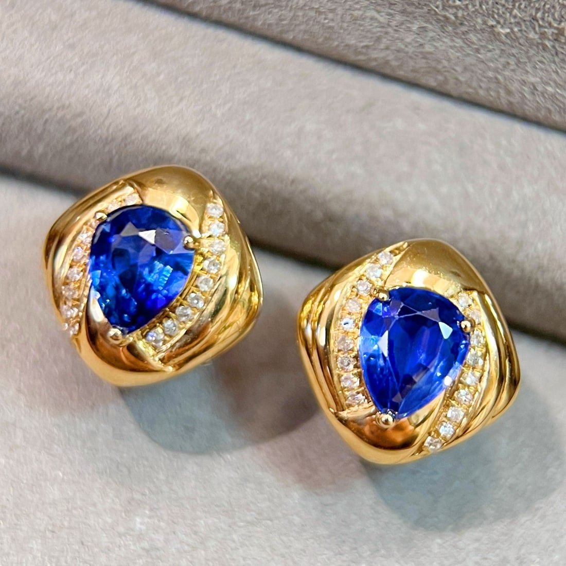 14k Gold 1.69 Ctw Natural Sapphire & Diamond Earrings - 2