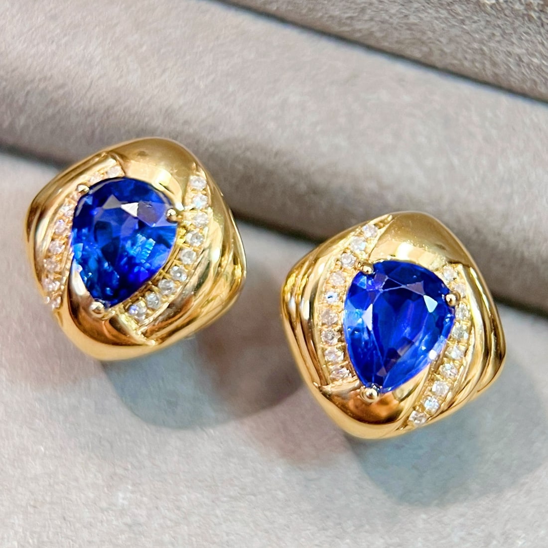14k Gold 1.69 Ctw Natural Sapphire & Diamond Earrings - 5