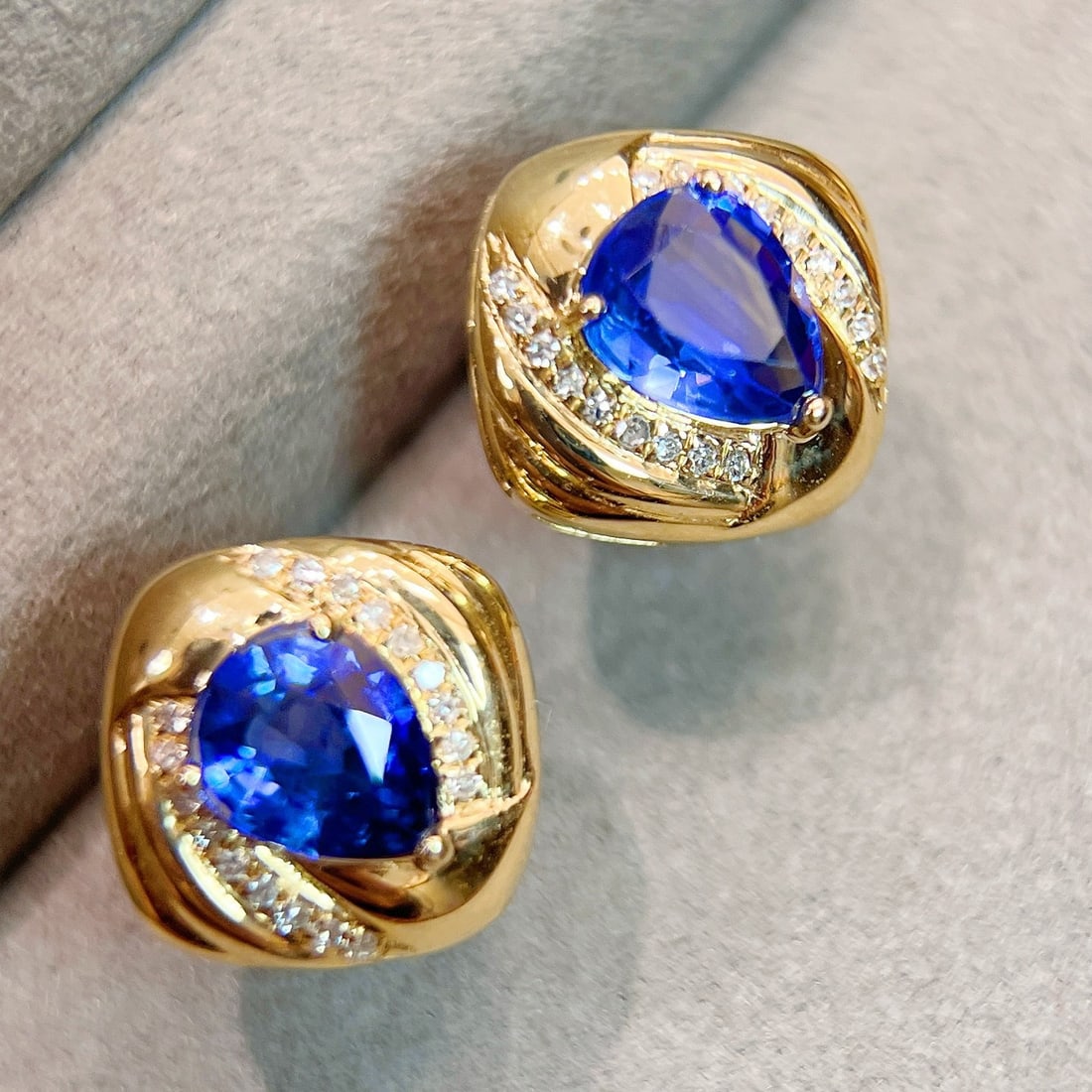14k Gold 1.69 Ctw Natural Sapphire & Diamond Earrings - 7