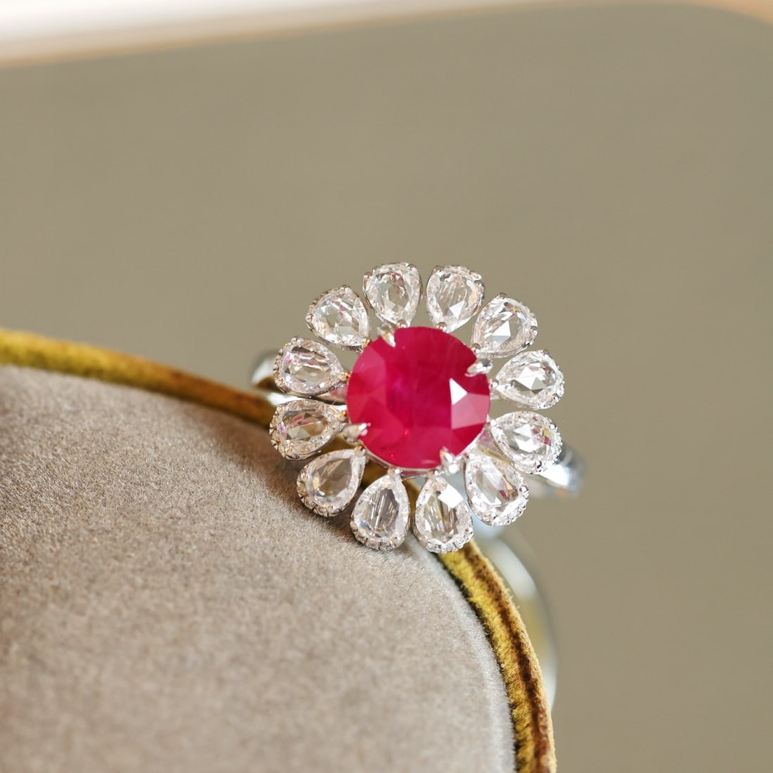 14k Gold 4.18 Ctw Natural Ruby & Sapphire Ring - 3