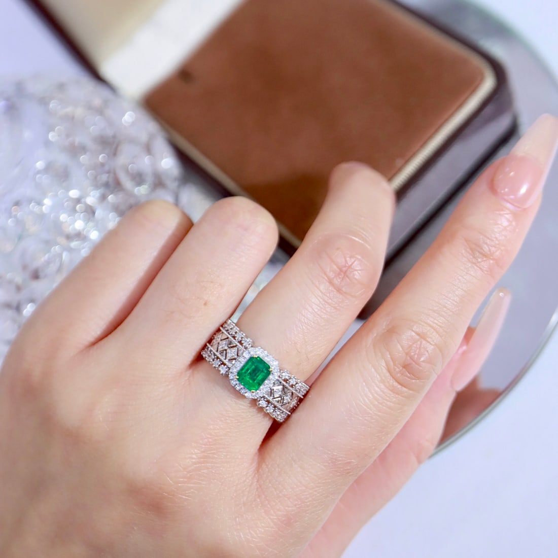 14k Gold 1.16 Ctw Vivid Green Natural Emerald & Diamond Ring - 4