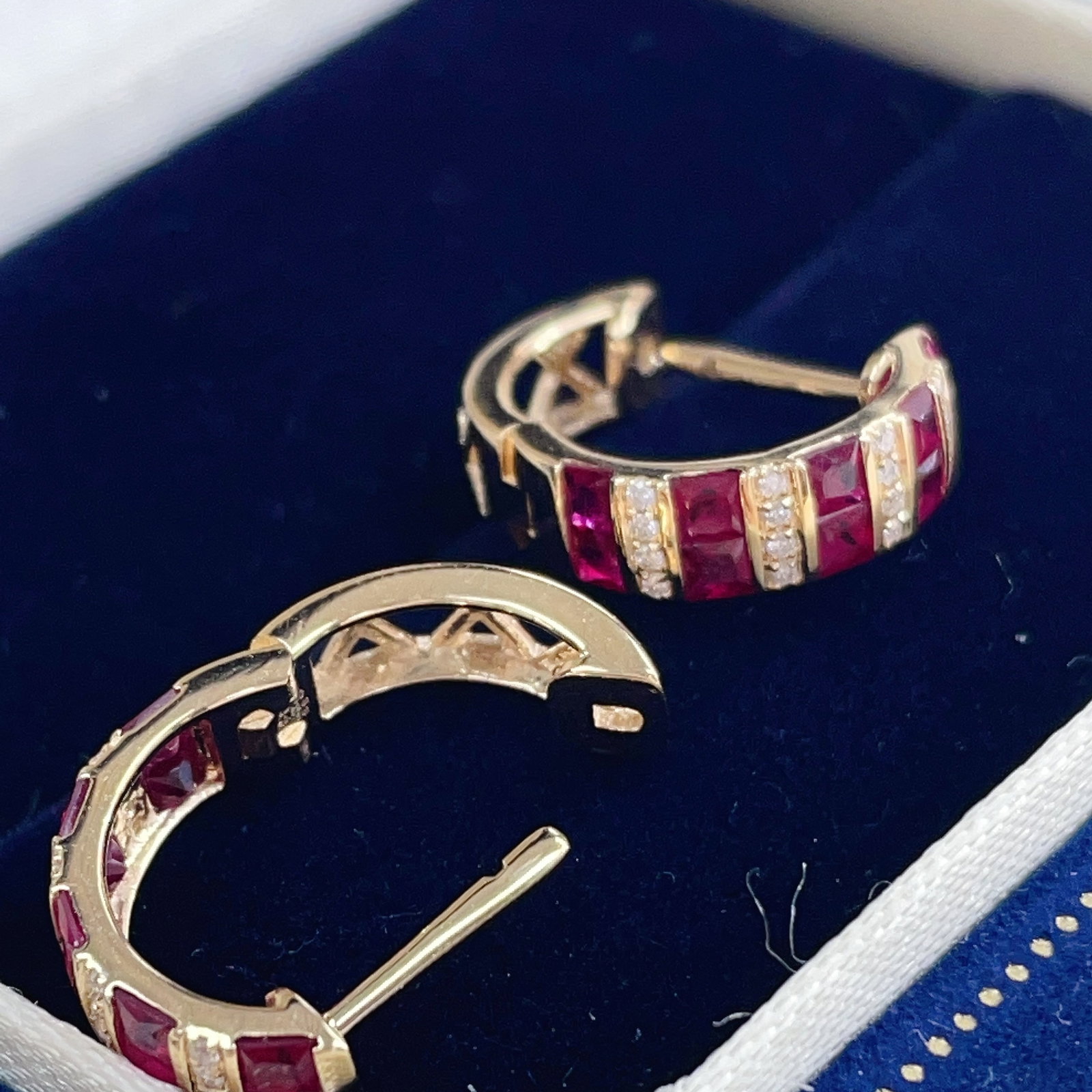 14k Gold 1.14 Ctw Natural Ruby & Diamond Earrings - 6