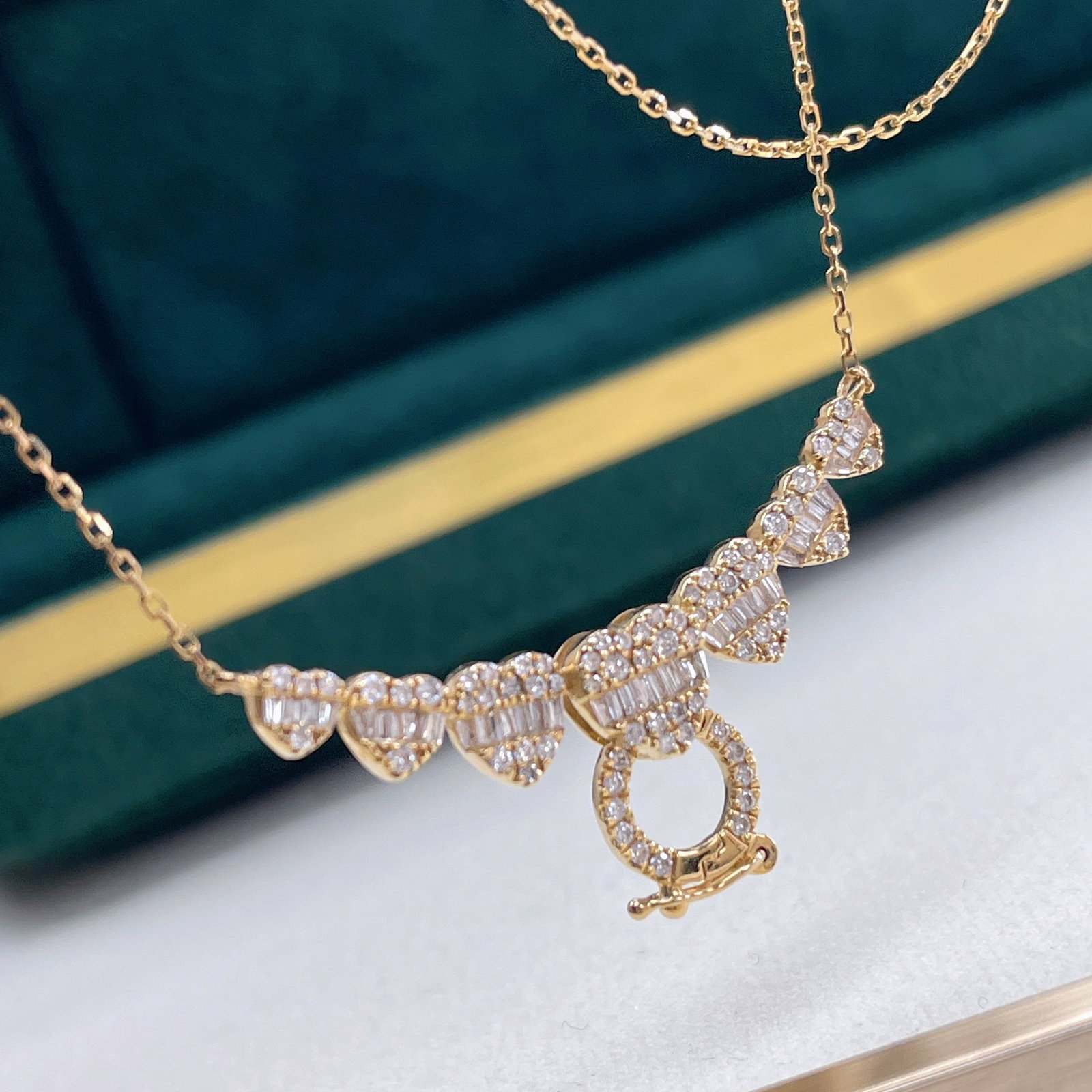 14k Gold 0.48 Ct Natural H Diamond Necklace: Ref:231110368 // gold content:14k gold // main gemstone:diamond // shape:multiple // carat weight:0. 48ct // clarity grade:vs-si // color:h // treatment:natural // Low Estimate: 7000 Condition: New