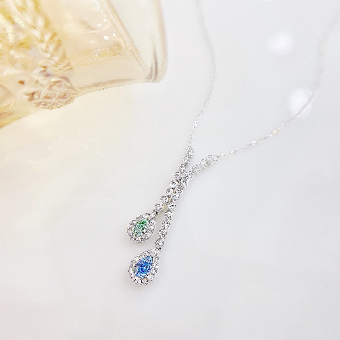 14k Gold 0.89 Ctw Natural Color Diamond & Diamond Necklace - 3