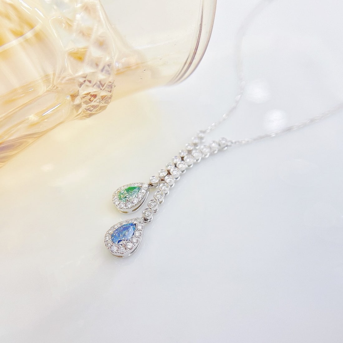 14k Gold 0.89 Ctw Natural Color Diamond & Diamond Necklace - 4