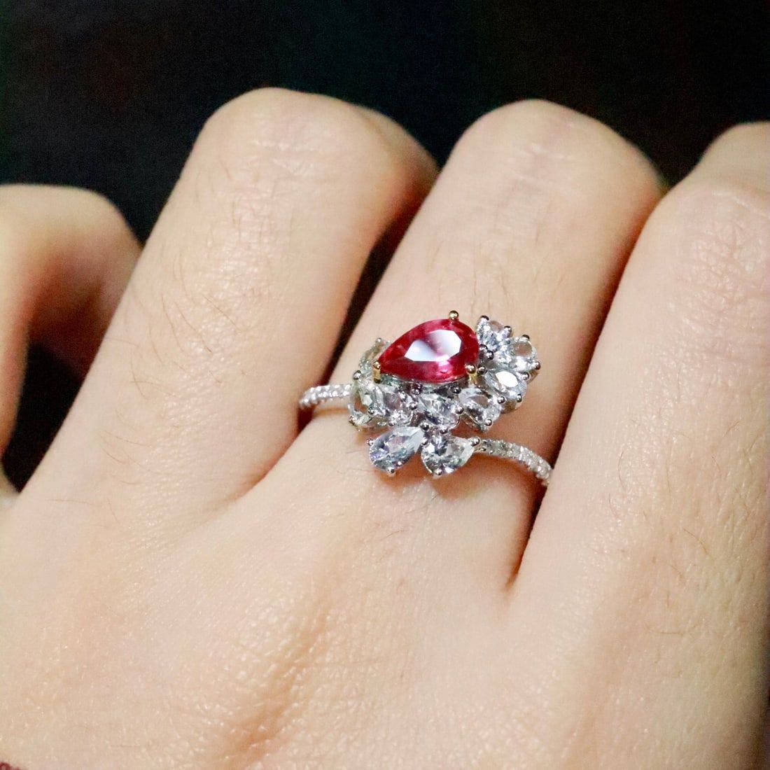 14k Gold 0.85 Ctw Natural Ruby & Diamond Ring - 5
