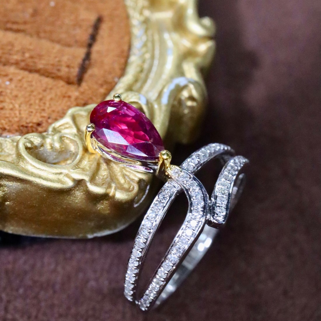 14k Gold 1.69 Ctw Natural Ruby & Diamond Ring - 3