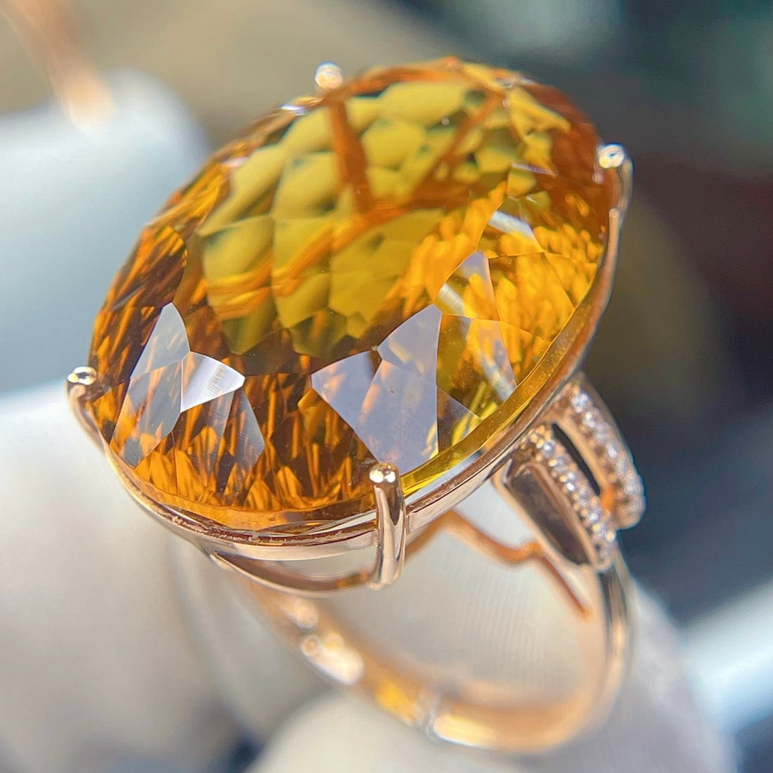 14k Gold 28.63 Ct Natural Citrine & Diamond Ring - 3