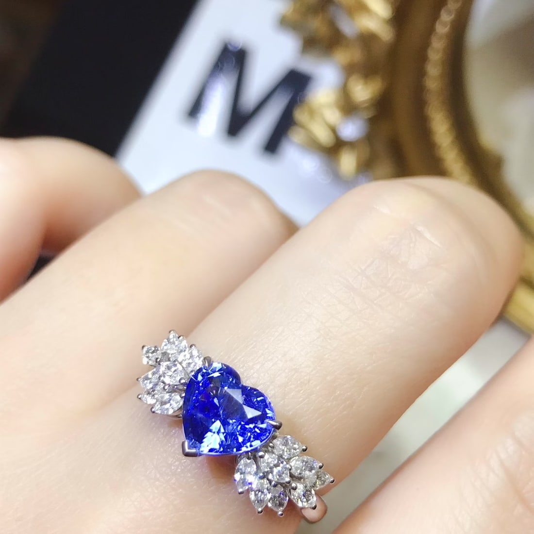 14k Gold 2.01 Ctw Natural Sapphire & Diamond Ring - 4