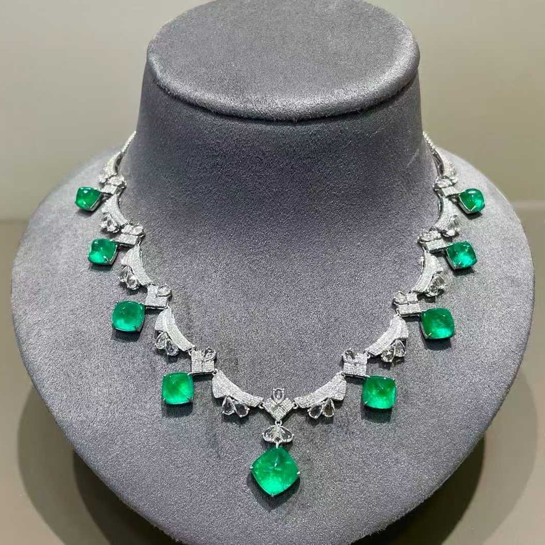 14k Gold 15.3 Ct Natural Emerald & Diamond & Sapphire Necklace - 3