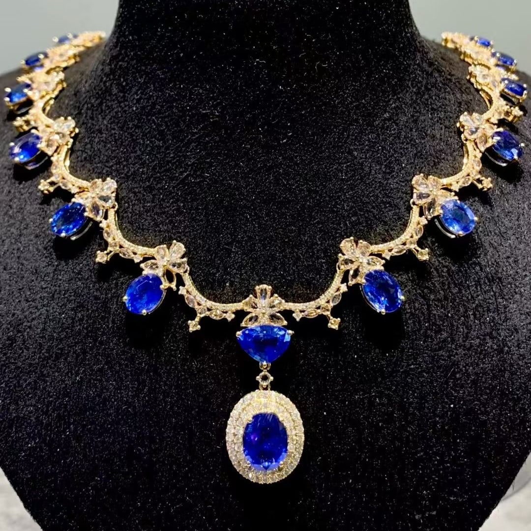 14k Gold 12.5 Ct Natural Sapphire & Diamond & Sapphire Necklace - 3