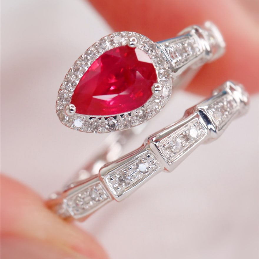 14k Gold 0.99 Ctw Natural Ruby & Diamond Ring - 3